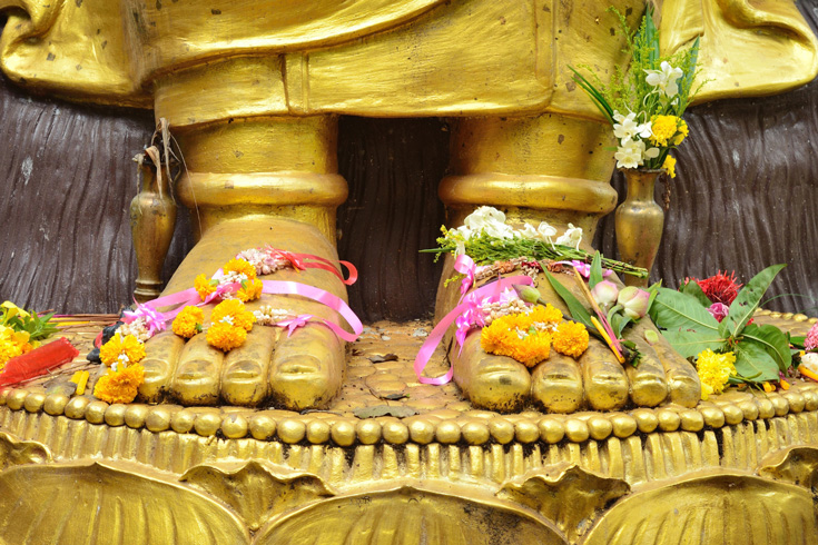 buddhas-feet.jpg